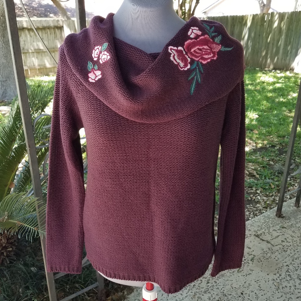 Embroidered Floral Sweater Wine
